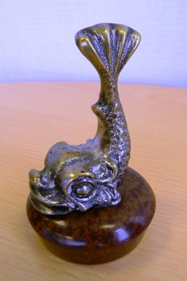 Lot 167 - An Angry Sea Monster early brass car mascot