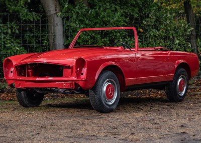 Lot 239 - 1970 Mercedes-Benz 280 SL Pagoda