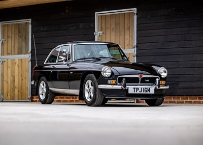 Lot 197 - 1973 MG B GT V8