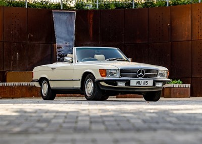 Lot 226 - 1983 Mercedes-Benz 280 SL