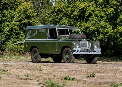 Lot 246 - 1980 Land Rover Series III 109