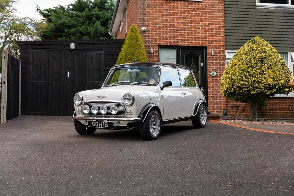 Mini R98 Lot 235 - 1998 Mini Cooper 1275