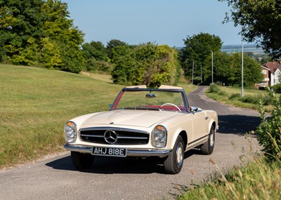 Lot 180 - 1967 Mercedes-Benz  250 SL Pagoda