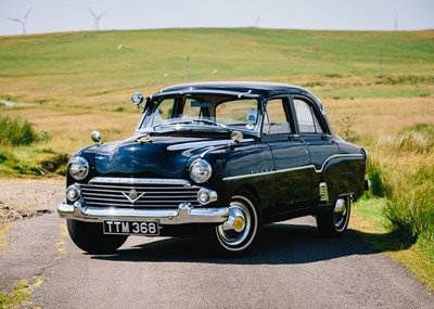 Lot 132 - 1957 Vauxhall Velox