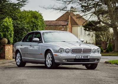 Lot 258 - 2003 Jaguar XJ8 Sport