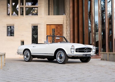 Lot 194 - 1965 Mercedes-Benz 230 SL