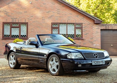 Lot 262 - 2001 Mercedes-Benz SL 320