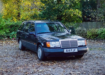 Lot 117 - 1992 Mercedes-Benz 200 TE