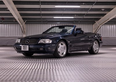 Lot 254 - 2000 Mercedes-Benz  SL320