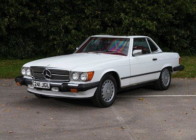 Lot 260 - 1986 Mercedes-Benz 560 SL