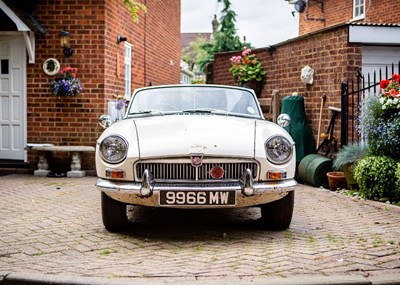 Lot 259 - 1963 MG B Roadster