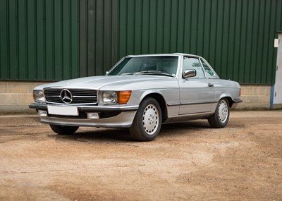 Lot 271 - 1988 Mercedes-Benz  560 SL