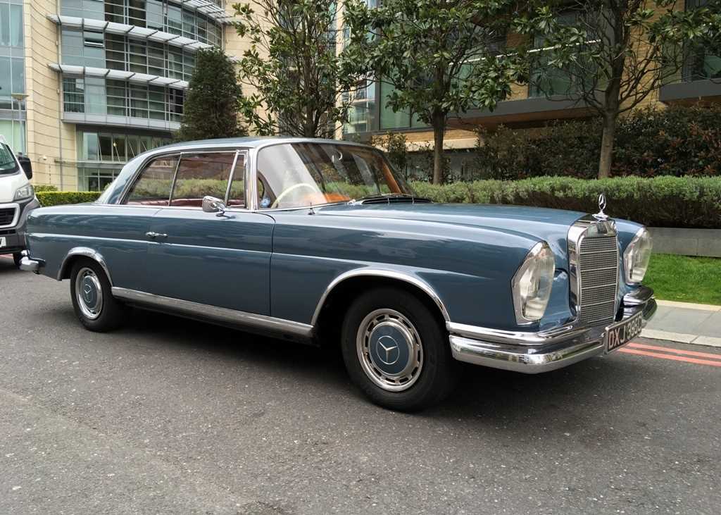 Click for high resolution Lot 190 - 1965 Mercedes-Benz  220 SE Coupé