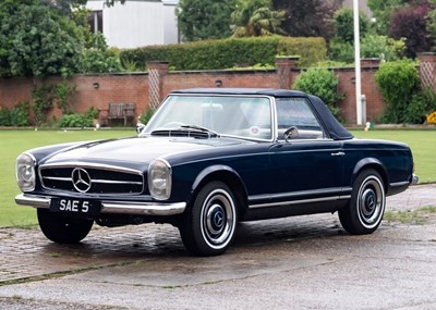 Lot 213 - 1965 Mercedes-Benz  230 SL Pagoda