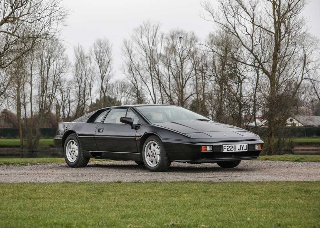 Click for high resolution Lot 141 - 1988 Lotus  Esprit S3