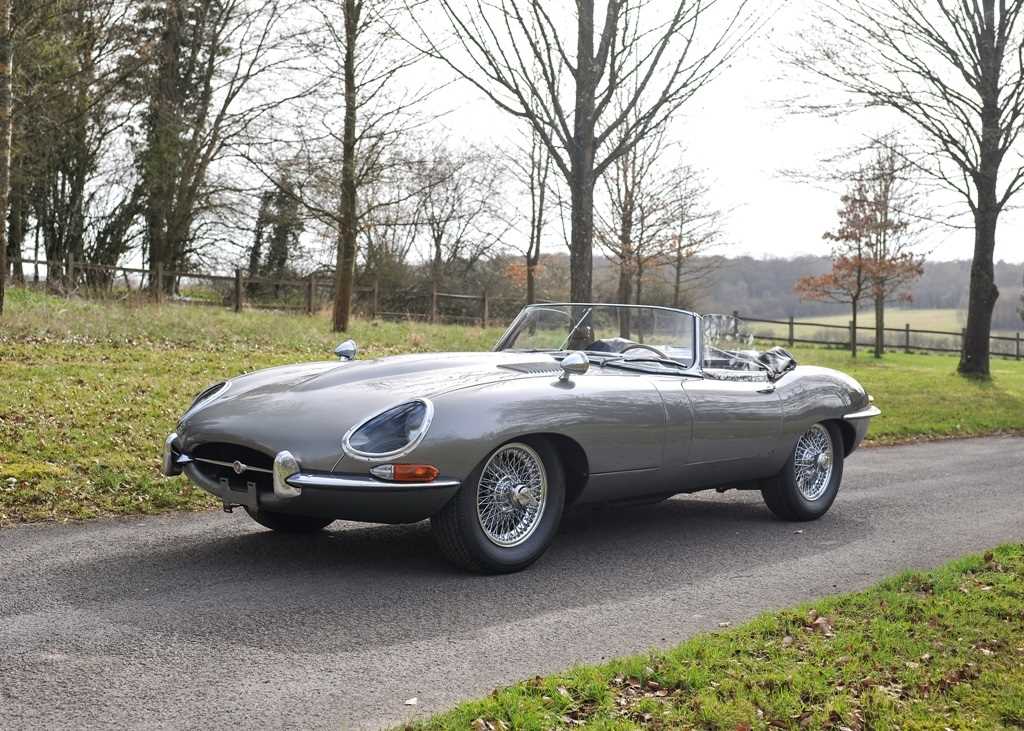 Click for high resolution Lot 185 - 1968 Jaguar E-Type Series I Roadster (4.2 litre)