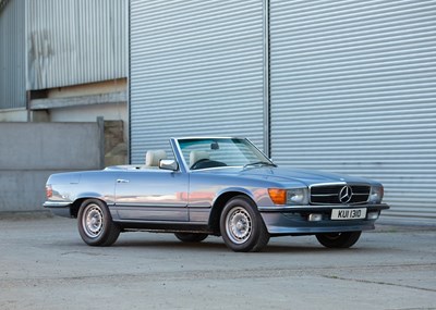 Lot 223 - 1985 Mercedes-Benz 500 SL