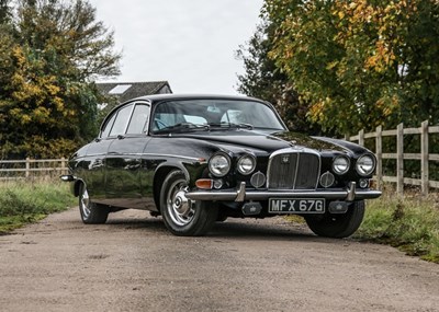 Lot 108 - 1969 Jaguar 420 G
