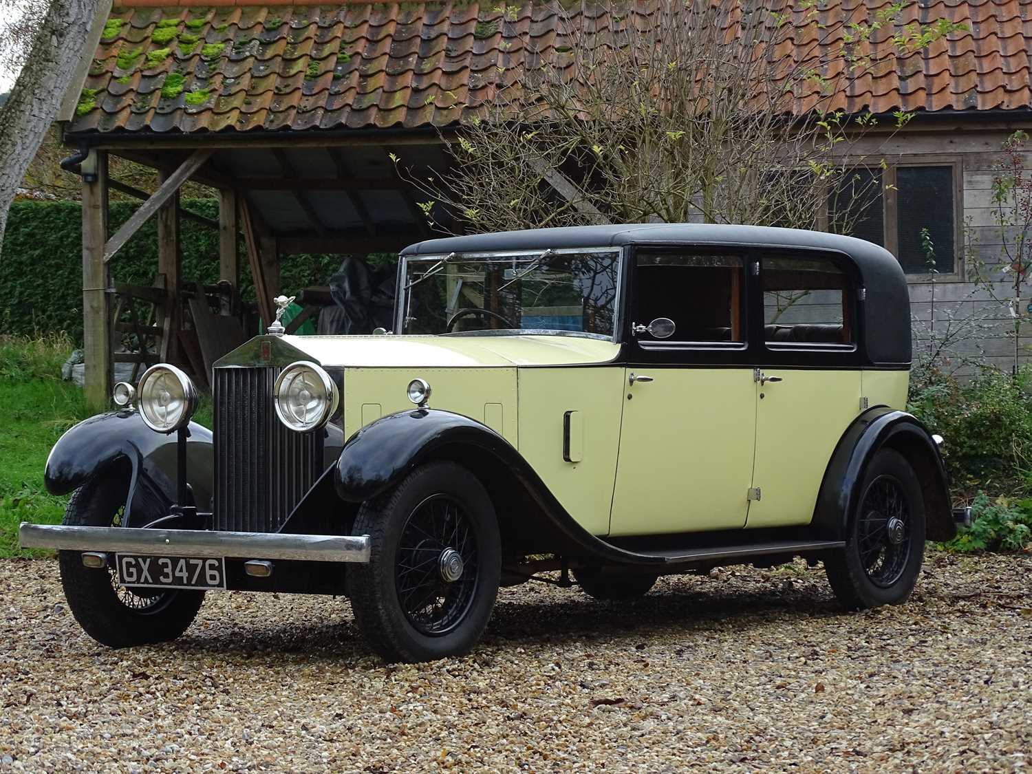 Lot 154 - 1932 Rolls-Royce 20/25 Saloon (with division) by Park Ward