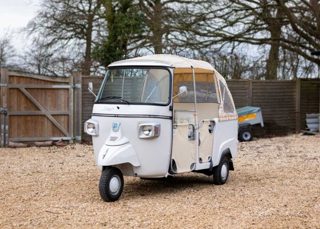 Click for high resolution Lot 105 - 2016 Piaggio APE TM