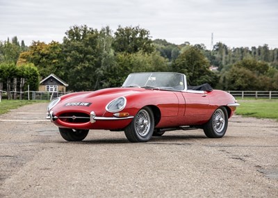 Lot 327 - 1961 Jaguar E-Type Series I Roadster (Flat-floor)