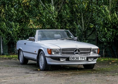 Lot 288 - 1987 Mercedes-Benz  500 SL Roadster