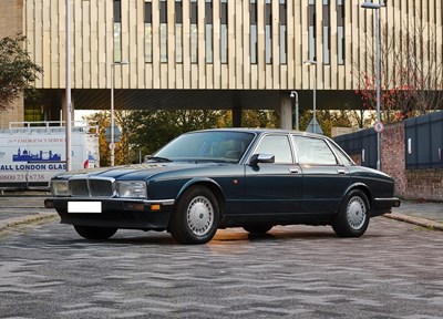 Lot 391 - 1991 Daimler  (4.0 litre)