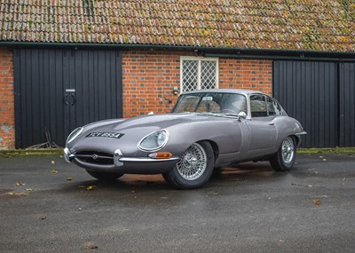 Lot 300 - 1963 Jaguar E-Type Series I Fixedhead Coupé