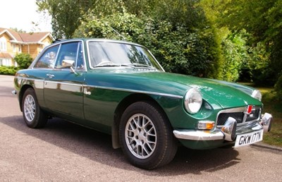 Lot 319 - 1974 MG BGT