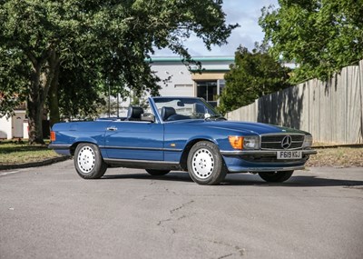 Lot 242 - 1988 Mercedes-Benz 300SL Roadster