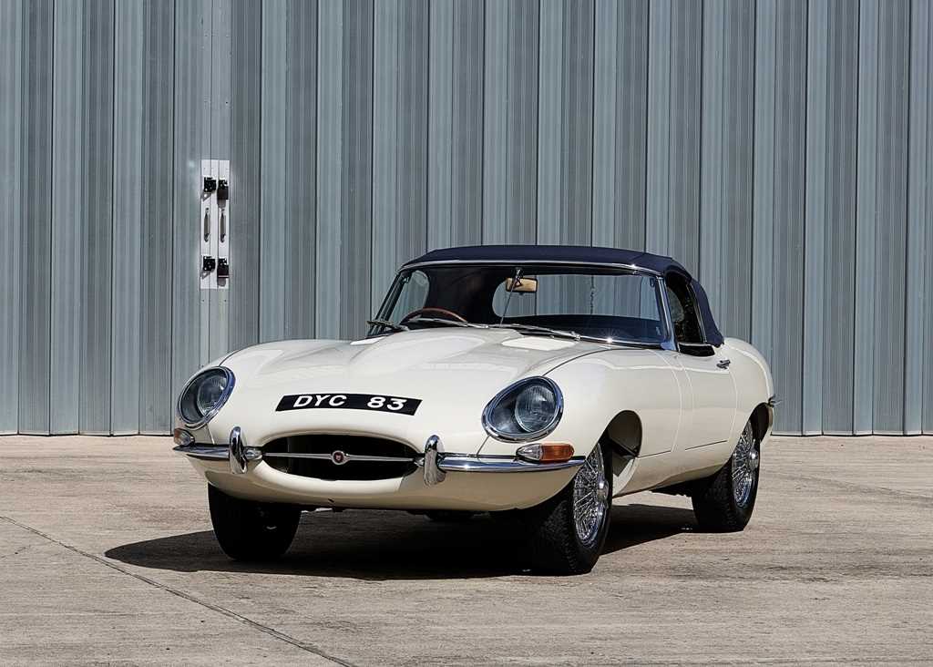 Click for high resolution Lot 171 - 1962 Jaguar E-Type Series I Roadster Flat Floor