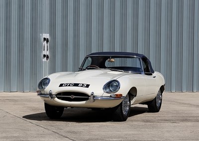 Lot 171 - 1962 Jaguar E-Type Series I Roadster Flat Floor