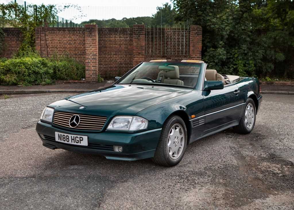 Click for high resolution Lot 280 - 1995 Mercedes-Benz SL 280 Roadster
