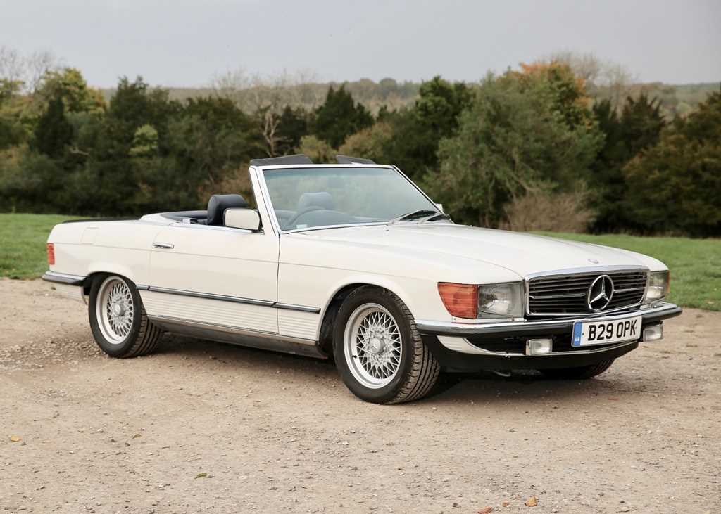 Click for high resolution Lot 256 - 1984 Mercedes-Benz  500 SL Roadster