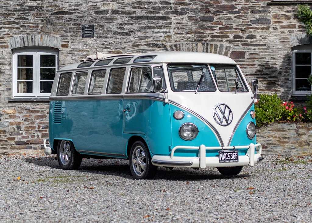 Lot 197 - 1967 Volkswagen Samba Split Screen T1 21