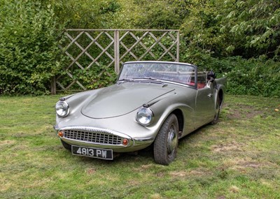 Lot 285 - 1960 Daimler  SP250