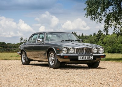 Lot 254 - 1992 Daimler Double-Six Series III