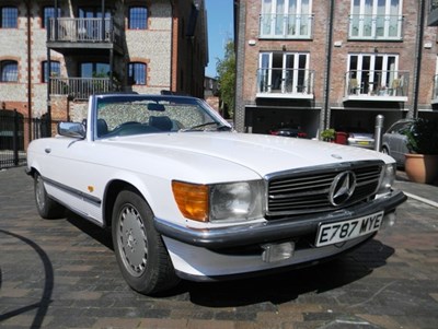 Lot 316 - 1988 Mercedes-Benz 300SL