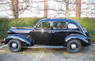 Lot 348 - 1937 Chrysler Desoto Sedan