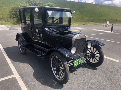 Lot 282 - 1924 Ford Model T Fordor