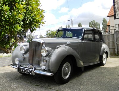 Lot 330 - 1954 Bentley R-Type