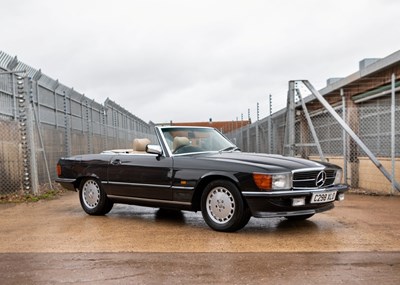 Lot 275 - 1986 Mercedes-Benz  420 SL Roadster