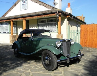 Lot 382 - 1952 MG  TD