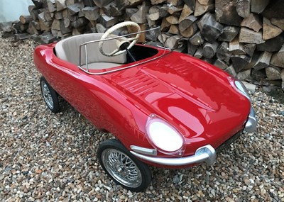 Lot 101 - 1968 Triang E-Type Pedal Car