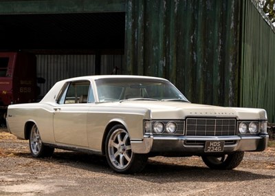 Lot 174 - 1969 Lincoln Continental 'Kennedy' Coupé (Fourth Generation)