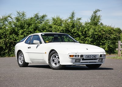 Lot 271 - 1986 Porsche  944 Lux