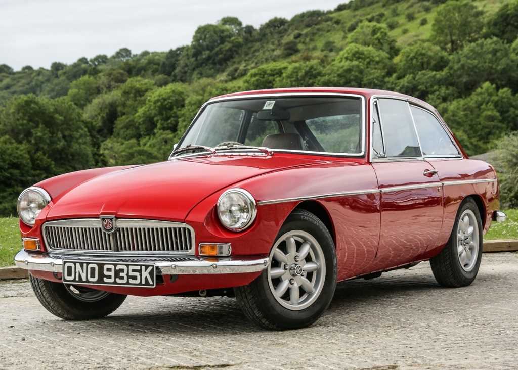 Lot 145 - 1971 Mg B Gt