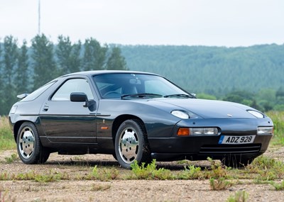 Lot 253 - 1988 Porsche  928S S4