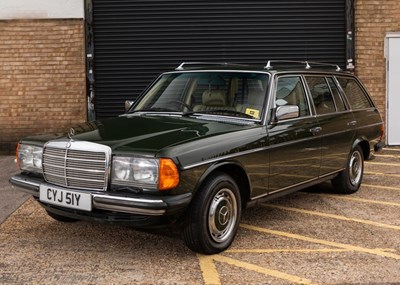 Lot 134 - 1982 Mercedes-Benz  280 TE Estate 'Seven Seat'