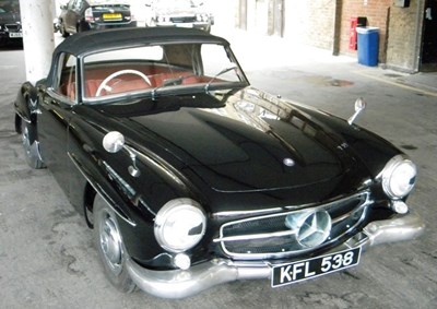 Lot 62 - Mercedes-Benz